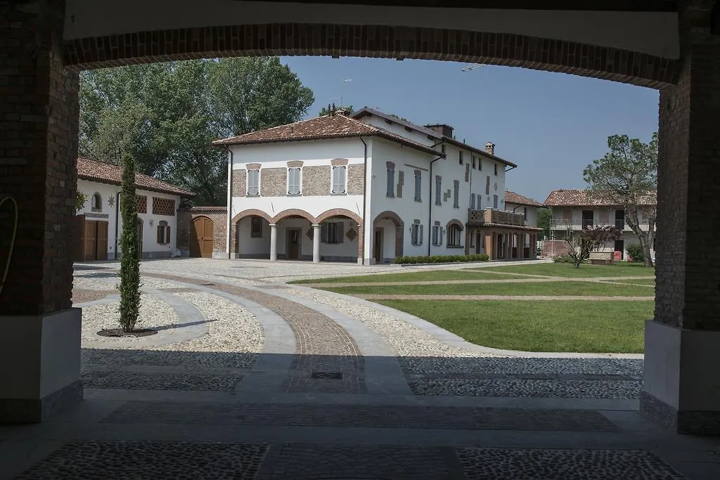 Hotel Sesmones Lodi 3*,