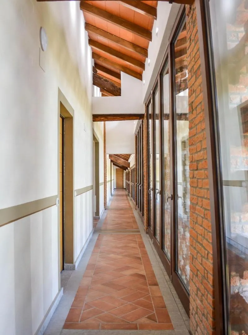 Hotel Sesmones Lodi